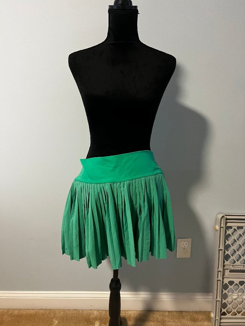 Offline by Aerie Tennis/Active Skirt (Green)- XL
